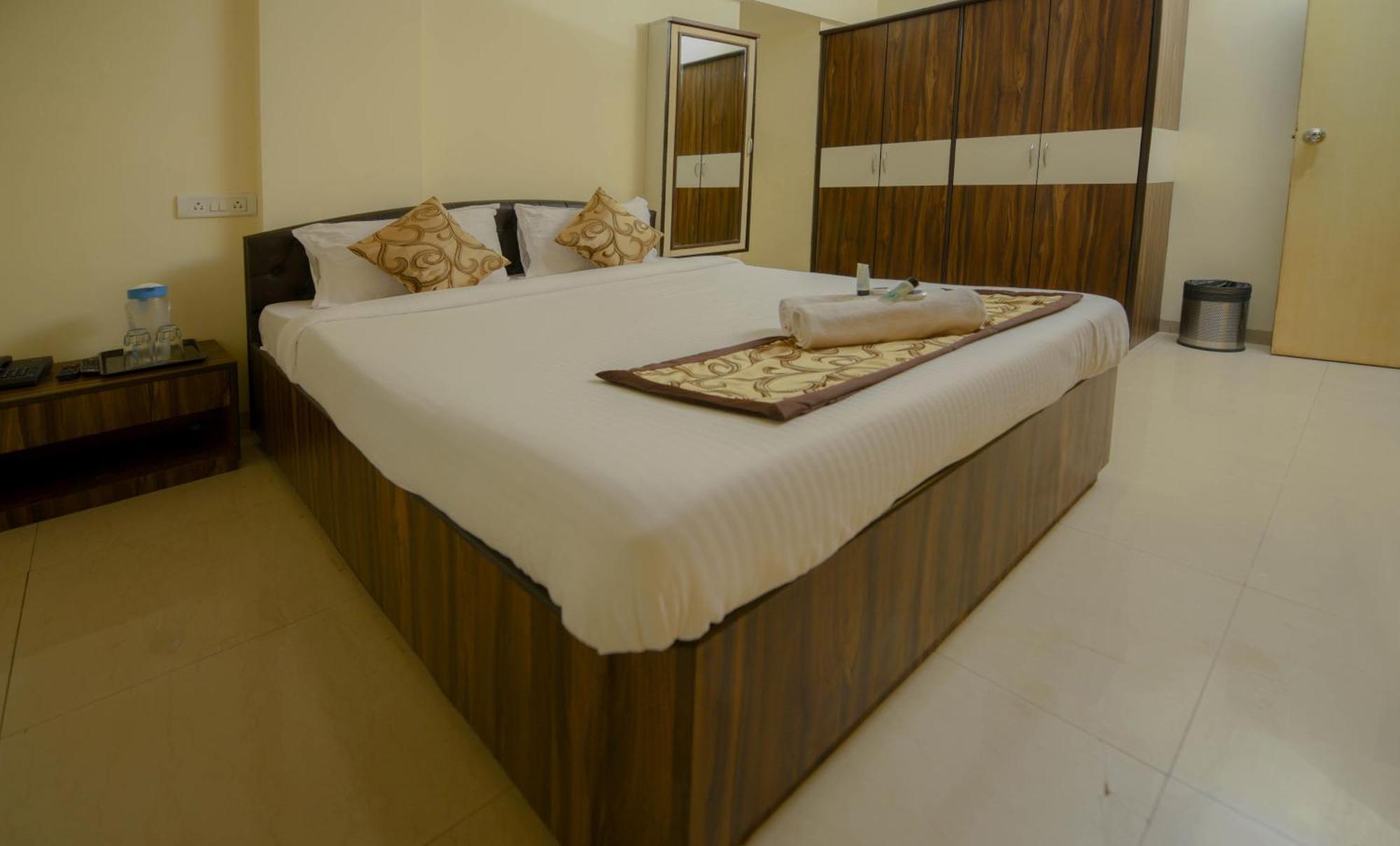 Lalsai Residency Andheri 孟买 外观 照片