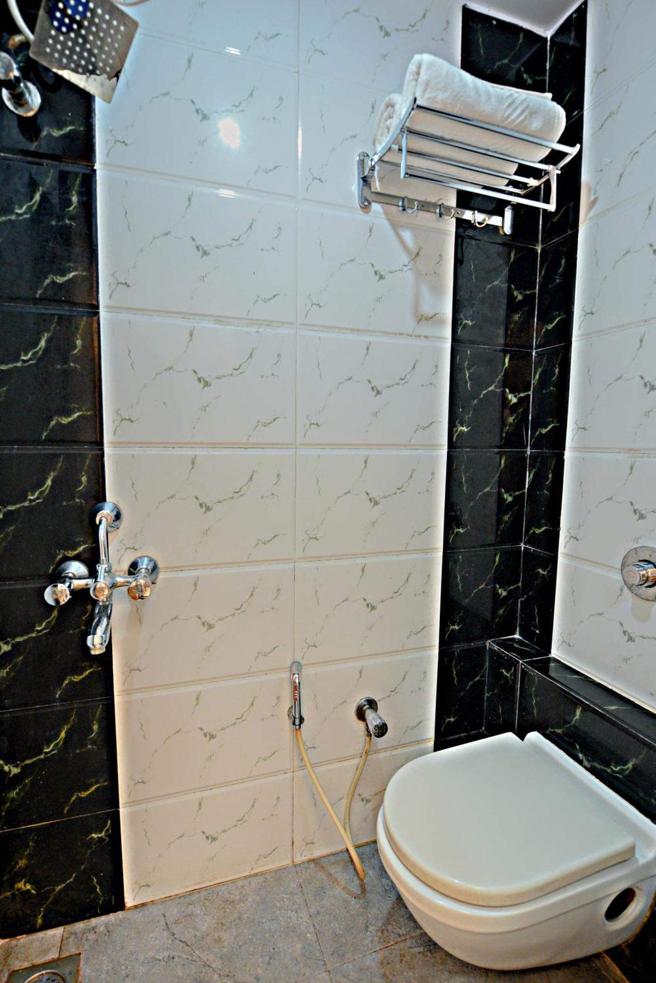 Lalsai Residency Andheri 孟买 外观 照片
